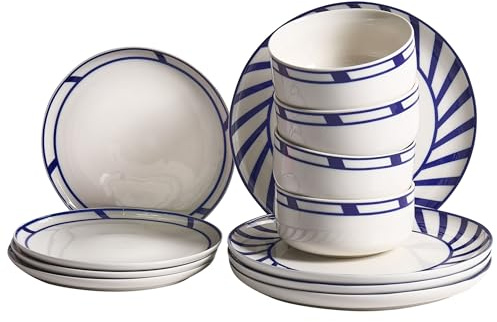Beliani Service de Table 12 Pièces en Porcelaine Finition Émaillée Bordure Décorative 4 Personnes Fait Main Salle à Manger Cuisine Blanche et Bleue Shiso