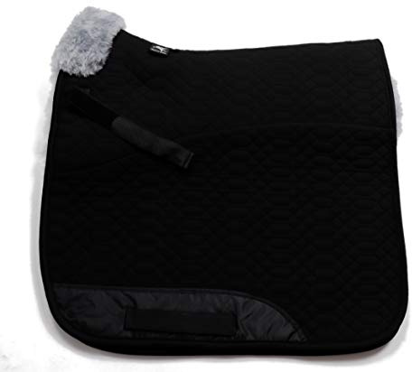 Engel Reitsport SCHABRA1-D-SCH-SIL Lammfell Dressur Schabracke | half lined, Fell im Sattelbereich, Fellkranz vorne, robuster Baumwoll Steppstoff, Dressur, Stoff schwarz Fell silber