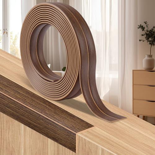 3M Moulure murale décorative, Baguette d'angle, Plinthe & Cornière PVC (Auto-adhésive) – Facile à poser et résistante – Protection des bords pour murs, sols, meubles (Grain de bois marron, 2CM)