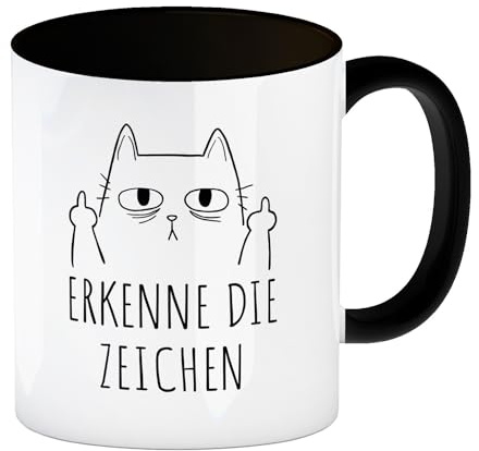 Katze mit Mittelfinger Kaffeebecher in schwarz mit Spruch Erkenne die Zeichen Kollege genervt im Büro Katze mit Stinkefinger Fuck you Tasse Abschiedsgeschenk