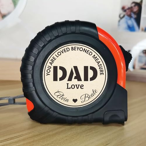 Crezusvo Cadeau personnalisé pour homme, fête des pères, papa, cadeau de la part de sa fille, fils, épouse, ruban à mesurer personnalisé avec noms gravés avec noms, petit ami, mari, grand-père