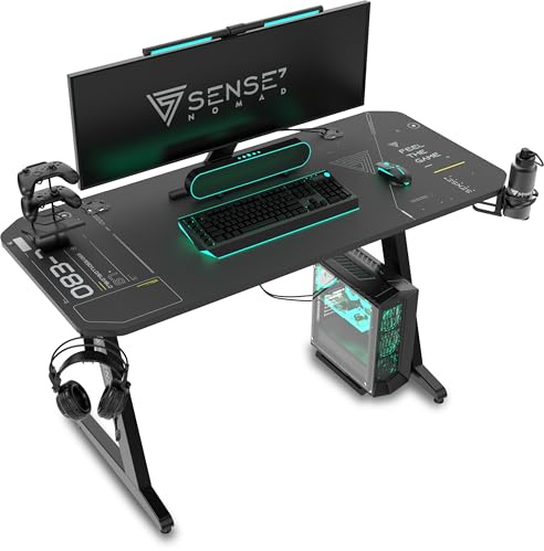 SENSE7 ergonomischer Gamingtisch PC-Tisch Kohlefaseroberfläche 120x60 cm | Kopfhörerhaken, Getränkehalter, Controllerhalter, Arbeitsplatz, Spielzimmer und Homeoffice, für Erwachsene