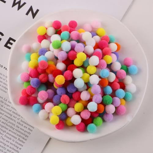 500 Pompon di Lana 10mm - Set Multicolore per Lavoretti di Natale (Decorazioni, Calendario dell'Avvento, Ghirlande) - Palline di Feltro per Fai da Te, Regali e Addobbi Festivi
