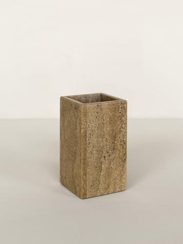 FacciamoCASA Vaso medio in Marmo Naturale 9 x 9 x h. 16 cm – Vaso Artigianale Made in Italy – Contenitore Decorativo Multifunzionale – Oggetto da Tavola Elegante e Sostenibile (Travertino Noce)