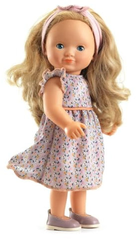 Djeco Puppe Marie | 32 cm große Spielpuppe ab 3 Jahren mit blondem Haar zum Frisieren, Schlafaugen, weichem Vinyl & waschbarer Kleidung | POMEA Stehpuppe Mädchen