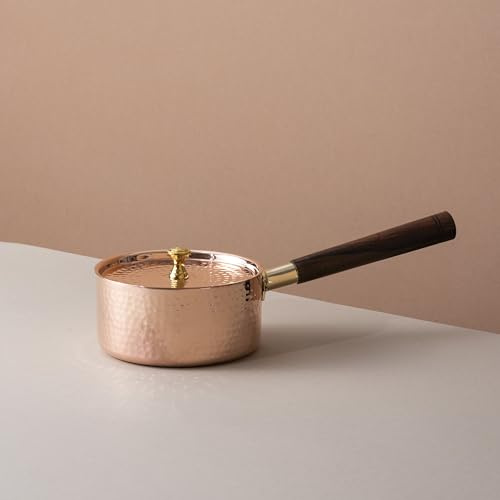 Veda Essentials. 1L Copper Sauce Pan with Tin Coating | Gas Compatible Traditional Indian Cookware with Insulated Brass Handle & Lid - 30cm Handcrafted Tea & Milk Boiling Pot