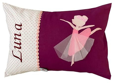 Glückspilz Namenskissen, Babykissen mit Namen Bestickt, Ballerina, Beere, 40 x 60 cm
