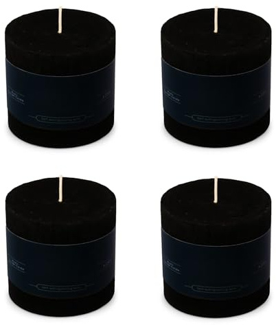 Stumpenkerzen Rustic 4er Set 7x7 cm - Brenndauer: 25 Std., rußfrei, 100% Paraffin - für Kerzenständer, Kerzenhalter, Weihnachten, Hochzeit, Blockkerze, Kerze, Adventskranz, Advent (schwarz)