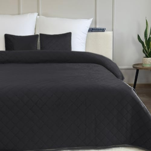 Euromat Tagesdecke Steppdecke Bettüberwurf Gesteppte Tagesdecke mit 2 Kissenbezüge 40x40 cm- (Schwarz- Velvet Amarante, 180x220 cm)