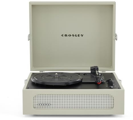 Crosley Voyager Tocadiscos con 2 Altavoces, Bluetooth In & out y AUX - Tocadiscos Retro de 3 velocidades - para vinilos de 7, 10 y 12 - Portátil con Estuche Integrado - Dune Clara
