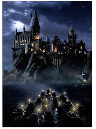 Displate Offiziell Harry Potter MetallPoster Magnetische Befestigung Inklusive Lizenziert Bilder Hochwertiges Poster Sorcerer's Stone Movie Posters - Hogwarts boats 45 cm x 32 cm