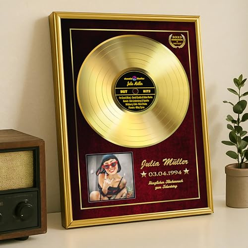 DUOMIO Goldene Schallplatte personalisiert inklusive edlem Rahmen | 3 Größen, Design, Hintergrundfarbe frei-wählbar| Premium-Druck (Musik)