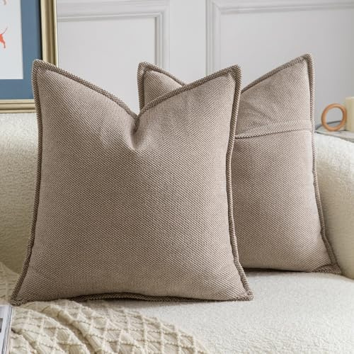 Madizz 2er Set Chenille Dekorativ Helltaupe Kissenbezüge Weiche neutrale Wurfkissen für Sofa Boho Akzent Zierkissenbezüge für Schlafzimmer Wohnzimmer Modernes Zuhause Dekor 60x60 cm