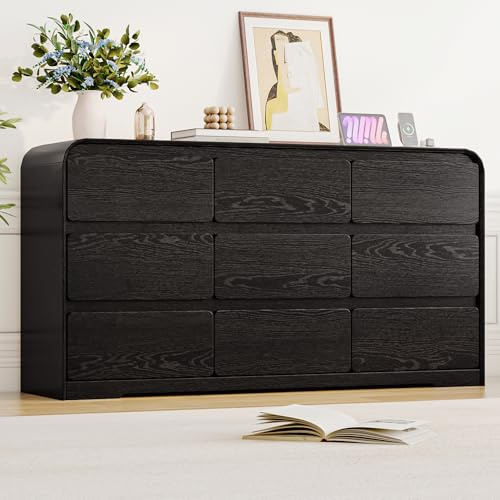 Squireewo 63 W 9 Drawer Dresser with Charging Station, Modern Wide Chest of Drawers with Rounded Corners, Wood Bedroom Dresser TV Stand for Living Room, Hallway, Nursery, Black