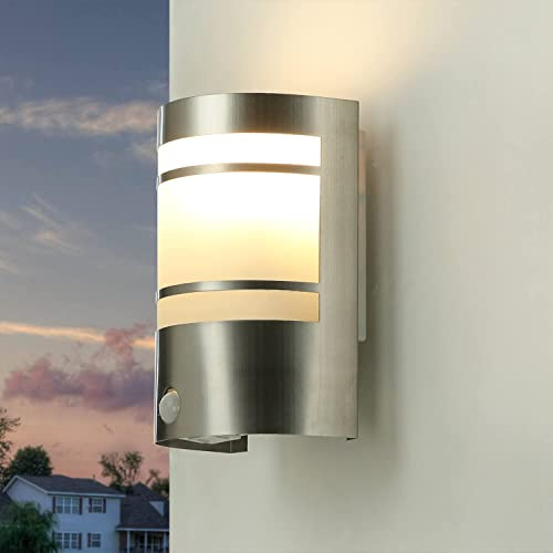 Licht-Erlebnisse Außenwandleuchte mit Bewegungsmelder Edelstahl in Silber IP44 Terrasse Garten 20,5 cm hoch E27 Moderne Außenlampe Eingang Balkon OSLO