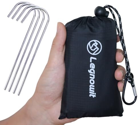Legnowit Outdoor Pocket Blanket, 140 X 100 cm Waterproof Compact Lightweight Mini Picnic Blanket, Sand Free Beach Mat, Small Tarp for Concert Festival Camping Hiking Travel, Stakes Included