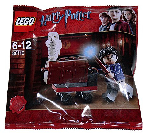 Harry Potter Lego 30110 King's Cross Trolley with Hedwig, Trunk and Harry Mini-Figure
