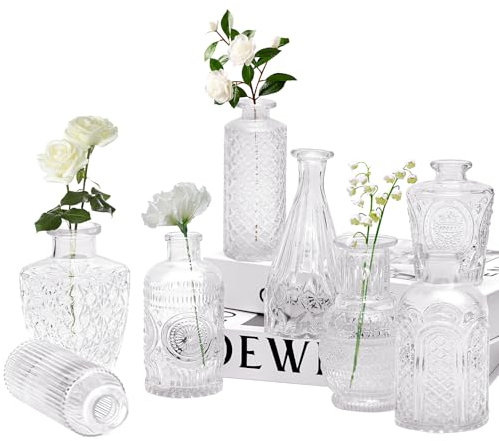 Fuyuleyo Small Glass Bud Vases Set of 8, Small Vases for Table Decoration, Mini Clear Glass Bud Vases Vintage Flower Vases for Wedding Table Ceterpiece Home Decor