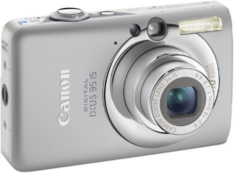 Canon Digital IXUS 95 IS Digitalkamera (10 MP, 3-fach opt. Zoom, 6,4cm (2,5 Zoll) Display, Bildstabilisator) silber