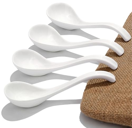 DAHO GOMSU Set di 4 cucchiai da minestra asiatici in ceramica con manico lungo, facile da impugnare, fondo antiscivolo, per zuppe, ramen giapponese, miso, wonton cinese e vietnamita, gnocchi, pho,