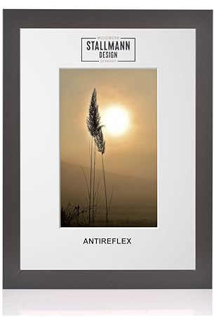 Stallmann Design Rahmen mit Passepartout & Anti-Reflex-Kunstglas 70x100 cm (Bild 50x70) | Farbe: Schwarz | 40 mm starke Rahmenleiste