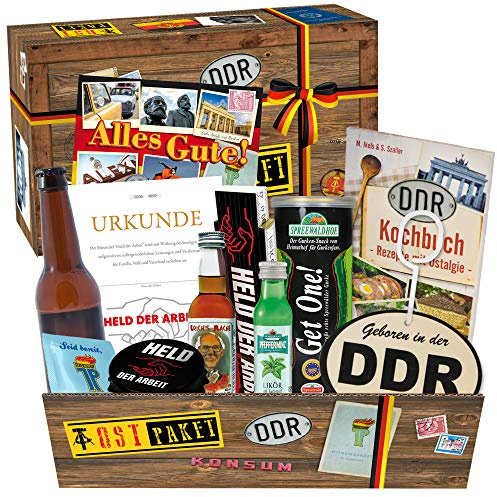 Ostprodukte-versand DDR Box Echte Männer - Geschenkset mit Ostpaket | Geschenkbox für Männer mit Bier, Pfeffi, Kochbuch und Held der Arbeit Urkunde - Ideal für Geburtstag und Ostalgie-Fans