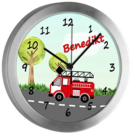 CreaDesign Kinder Funkwanduhr mit (Wunsch) Namen | Kinderzimmer Funkuhr| mit Analog ? Ziffernblatt | geräuscharm | Wanduhr Kind | Motiv Feuerwehr Landschaft