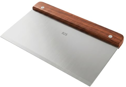 Raspador de masa premium de acero inoxidable de 25 cm con mango de madera, cortador multifunción, tarjeta de masa, espátula de pastel y espátula de cocina para pasteles, pizza, pan, hornear