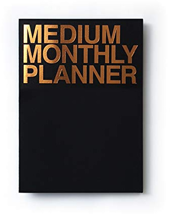Jstory Monatsplaner, mittelgroß, flach, undatiert, ganzjährig, flexibler Einband, dickes Papier, umweltfreundlich, personalisierbar, Stichbindung, A5, 16 Monate, 150 g/m², 18 Blatt gold