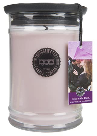 Bridgewater Candles - Kiss in The Rain – Bougie parfumée dans un pot en verre Parfum naturel 145 h 524 g.