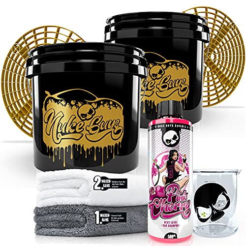 Nuke Guys 2 Eimer Waschmethode Autopflege Set: Pink Cherry Autoshampoo, 500ml + 2x GritGuard Wascheimer Used Look Edition 3,5 GAL + 2x Grit Guard Schmutzeinsatz + 2x Mikrofaser Waschtuch + Messbecher
