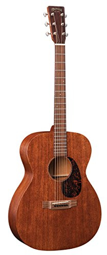 Martin Guitar 000-15M with Gig Bag, Acoustic Guitar for the Working Musician, Mahogany Construction, Satin Finish, 000-14 Fret, and Low Oval Neck Shape