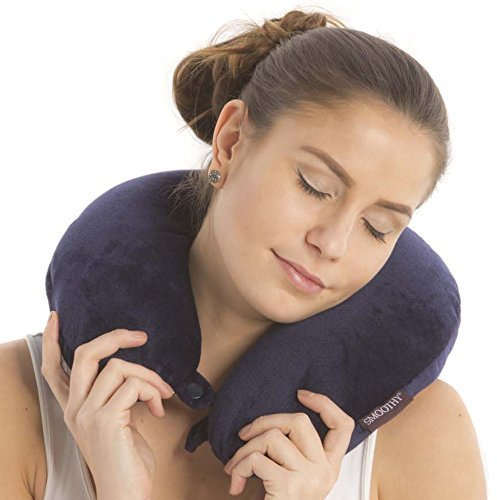 GOODS+GADGETS Smoothy Reise Nackenkissen mit Mikroperlen ergonomisches Nackenstützkissen - Nackenhörnchen mit Fleece Bezug - Blau