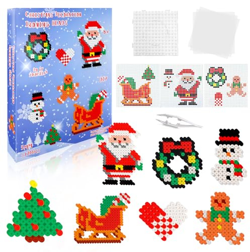 SUBRINGE Weihnachten Bügelperlen Set 5mm, 1200 Stück Weihnachten Steckperlen mit Steckplatte, 7 Weihnachte Muster und 3 Bügelpapier, Kreatives Perlenset Set für Kinder ab 3 Jahren (Lila)