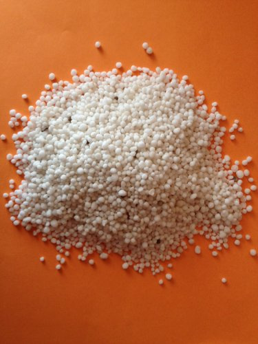 Urea 46-0-0 Nitrogen Fertilizer 15LBS by Discount Lawn Care