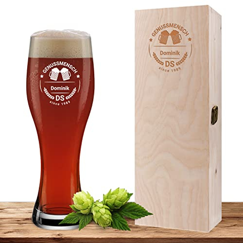 Deitert Weizenglas mit Name und Wunschmotiv graviert inkl. Geschenkbox, Bierglas 0,5l mit gravierter Holzbox, individuelles Geschenk, personalisiertes Weißbierglas - Motiv Genussmensch