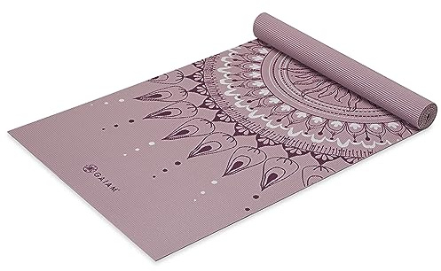Gaiam Bedruckte Yogamatte, rutschfeste Übungs- und Fitnessmatte für alle Arten von Yoga, Pilates und Bodenübungen