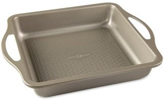 Nordic Ware Treat Antihaft-Backform, 22,9 x 22,9 cm