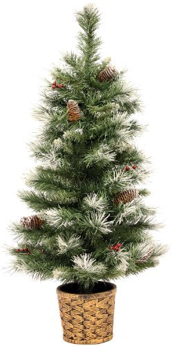 WeRChristmas Scandinavian Blue Spruce Christmas Tree with Pine Cones and Berries in a Gold Resin Pot, 3 feet - Green