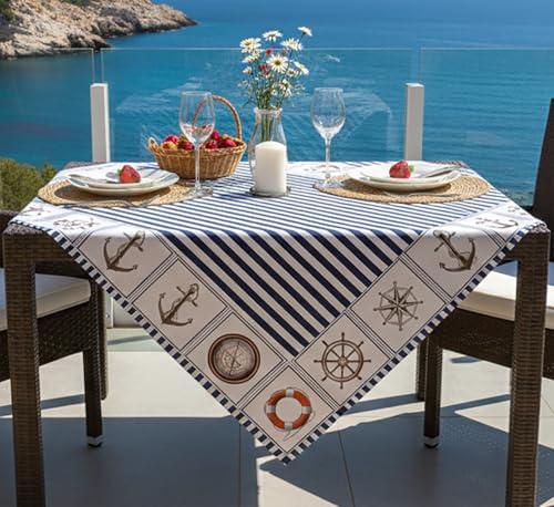 KAMACA Tischdecke Maritim – 85x85 cm quadratisch mit Leuchtturm & Anker Motiv – Blau-Weiße Tischwäsche für Küche & Garten – Waschbar & Robust – Mitteldecke für Sommer-Dekoration
