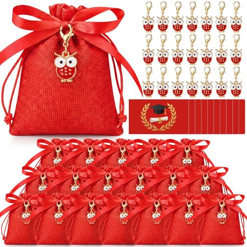 Otuuz 50 Set Bomboniere Laurea Ciondolo Portachiavi Sacchetti Portaconfetti Laurea Sacchettini per Caramelle Confetti Nastro Rosso Bigliettini Regalo per Festa Cerimonia(Gufo)