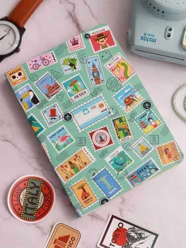 Doodle Travelogue Reisetagebuch auf Papierbasis, gebunden, 24 Monatsplaner-Seiten, 24 motivierende Zitatseiten (12,7 x 17,8 cm, 80 g/m², 240 Seiten), Geschenk für Reiseliebhaber (geprägte Reisen)