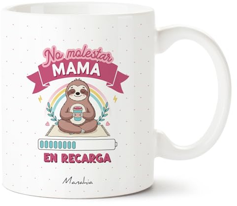 Manahia - Taza Mamá - No molestar Mamá en recarga | Oso Perezoso Meditando Yoga Graciosa | Regalo Original Divertido Día de la Madre, Cumpleaños o Navidad | Idea Detalle Sorpresa con Caja Kraft