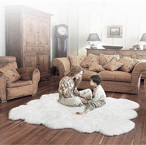 Balscw Faux Lambskin Schaffell Teppich White Large Synthetic Langhaar Pelz Teppich Faux Fleece Flauschige Teppiche Anti-Rutsch-Teppich Maschinenwaschbar 180 × 180 cm / 71 × 71 Zoll