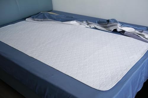 Careboree Bed Pad for Incontinence Reusable Underpad 36 X72 Fits King Bed Large Washable Waterproof Draw Sheet Mattress Protector for Seniors, Bedwetting Kids, Hospitals, Pets