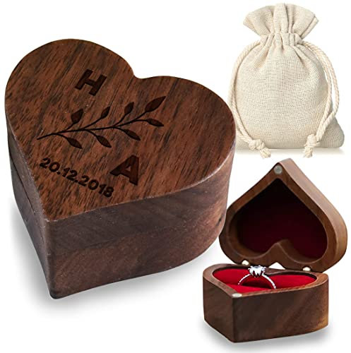 Holz Herz Ring-Box für Ringe mit personalisierter Wunsch-Gravur - Motiv: Blätterzweig - rotes Ringkissen - Walnussholz Etui - Geburtstagsgeschenk - Valentinstag, Jahrestag - Frau, Braut - love
