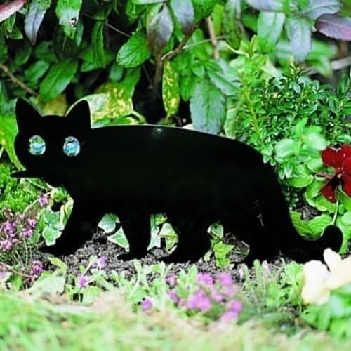 Garden Mile® 3x Black Cat Pest Deterrant Ornaments Decorations Garden Metal Stakes Glow In The Dark Eyes Black Scare Cats with Reflective Eyes Outdoor Set of 3 Cat Silhouettes