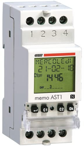 VEMER VE344800 MEMO AST1 - Interruttore Crepuscolare Astronomico, Timer con Programmazione tra Tramonto e Alba, Interfaccia NFC con Smartphone e APP dedicata, Bianco