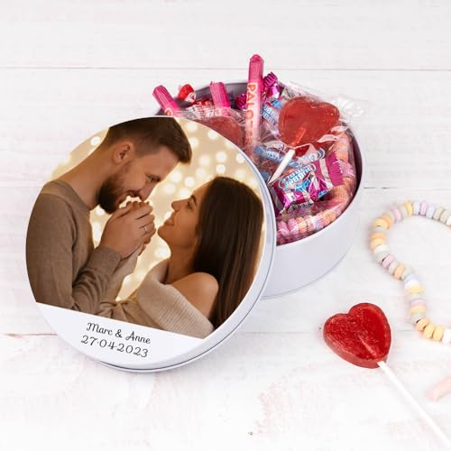 Wanapix | Caja de Chucherías Personalizada con Foto y Texto | Surtido de Golosinas Incluido | Caja de Chuches para Regalar | 5x12 cm (850 ml)