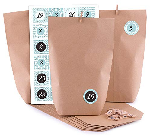 Adventskalender 78012 zum Befüllen Pattern 24 Kraftpapiertüten braun Geschenktüten Weihnachten, Weihnachtskalender Bastelset inkl. Zahlenaufkleber und Klammern von pajoma